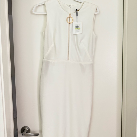 Calvin Klein Dresses & Skirts - Calvin Klein Ivory Sheath Dreds Size 4